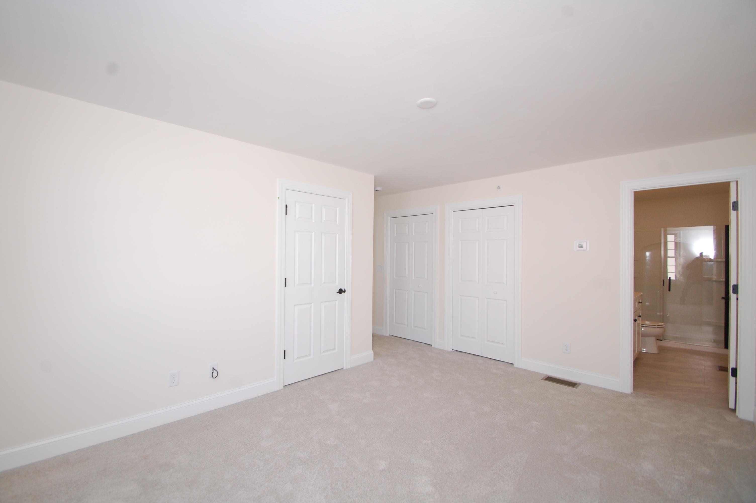 3 A Dearborn Circle Walpole, NH 03608 - Photo 8 of 15