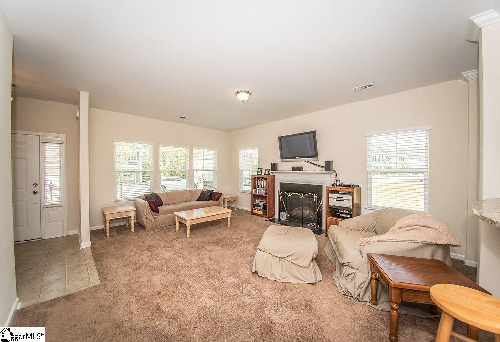 228 Castleton Circle Boiling Springs, SC 29316 - Photo 7 of 17