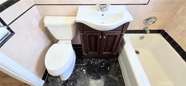 $4,300 | 8730 6th Street, Downey, CA 90241