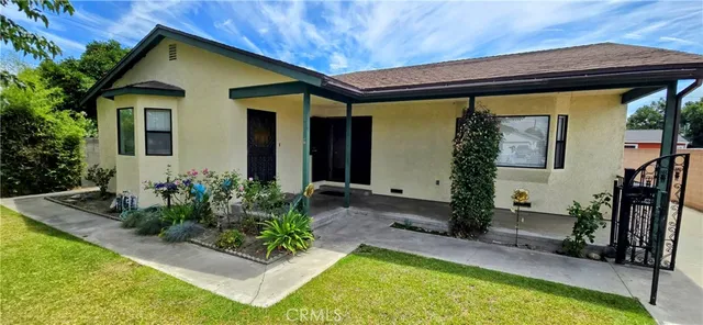$4,300 | 8730 6th Street, Downey, CA 90241