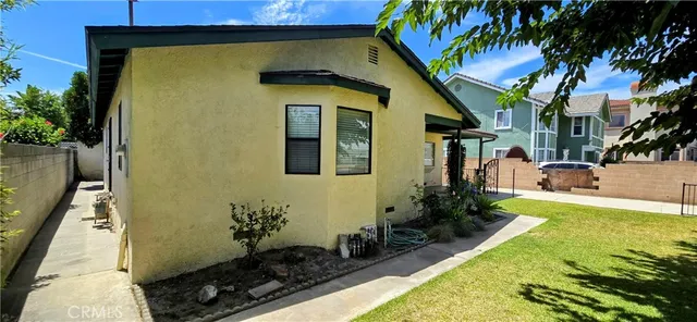 $4,300 | 8730 6th Street, Downey, CA 90241