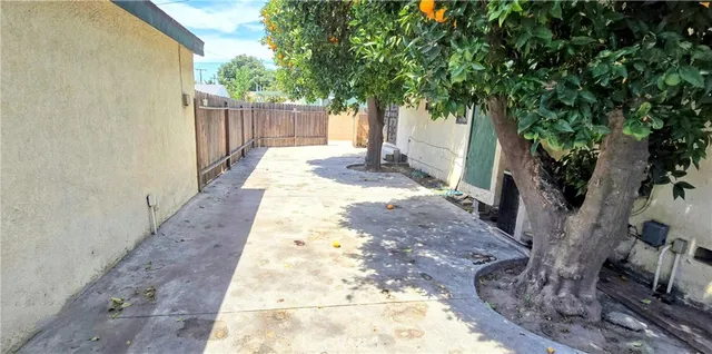 $4,300 | 8730 6th Street, Downey, CA 90241