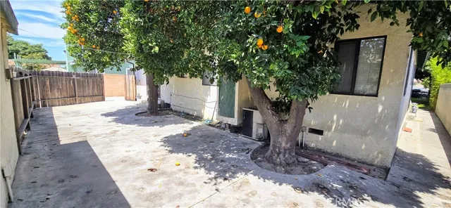$4,300 | 8730 6th Street, Downey, CA 90241