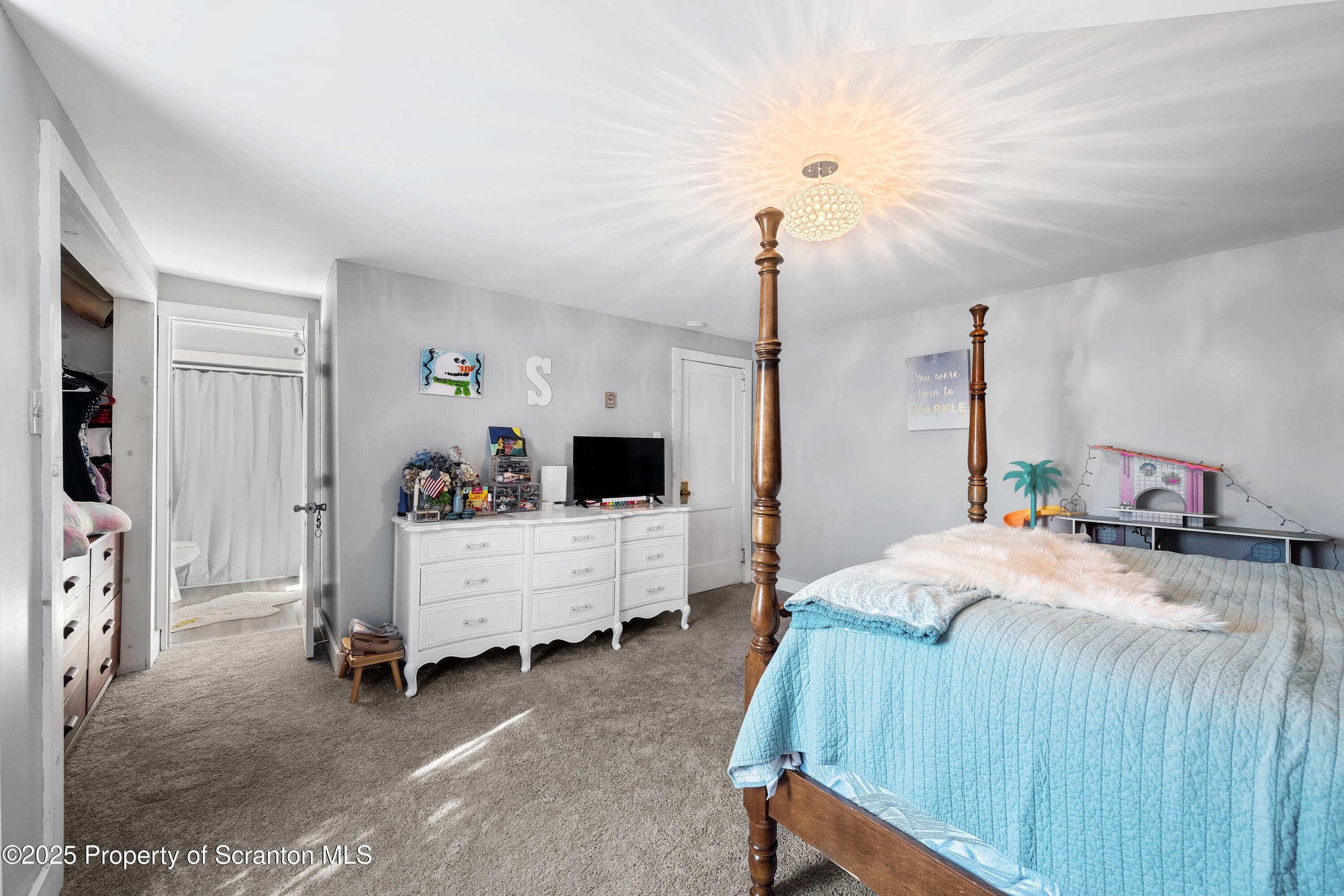 367 Carbondale Road Clarks Summit, PA 18411 - Photo 33 of 66 a bed room with a bed and furniture