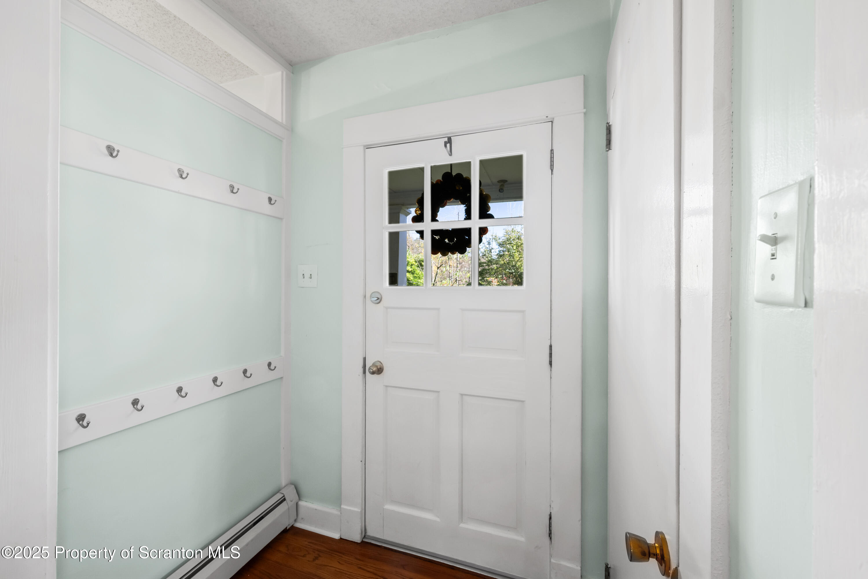 367 Carbondale Road Clarks Summit, PA 18411 - Photo 8 of 66 a view of room with window