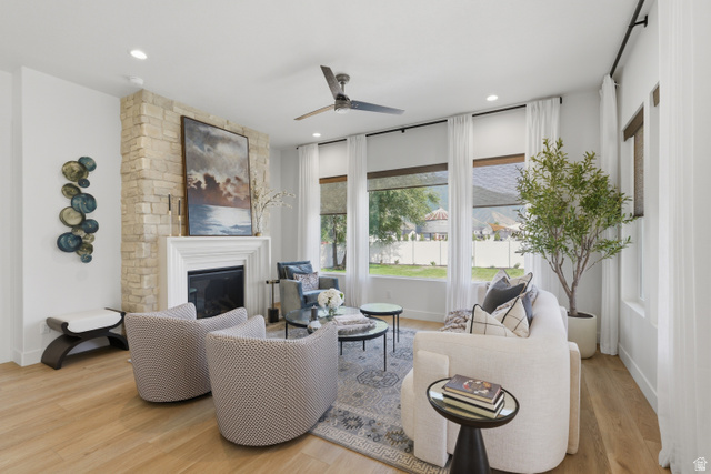 2559 West Aurora Avenue Mapleton, UT 84664 - Photo 12 of 60 Living room