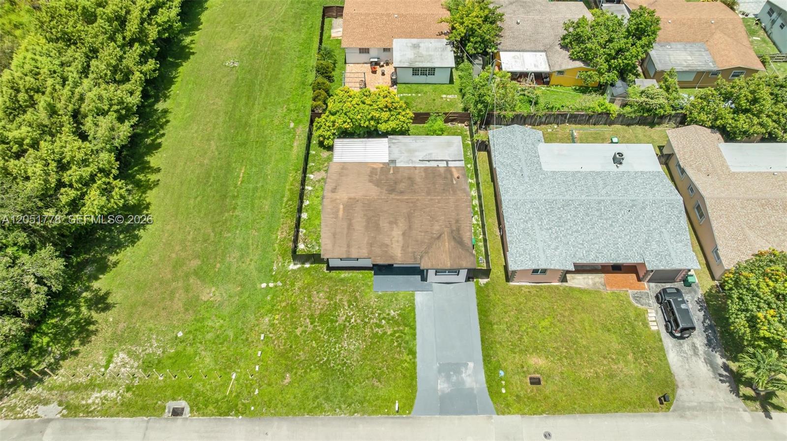 3432 Southwest 63rd Way Miramar, FL 33023 - Photo 38 of 47