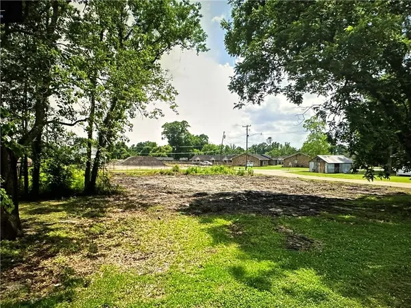 $14,000 | 438 Michigan Avenue, Bogalusa, LA 70427