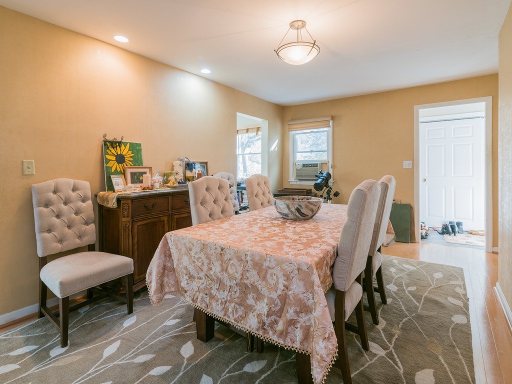 8 Kerr Path Newton, MA 02459 - Photo 8 of 21