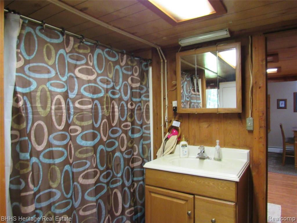 561 Ogemaw Road West Branch, MI 48661 - Photo 21 of 38