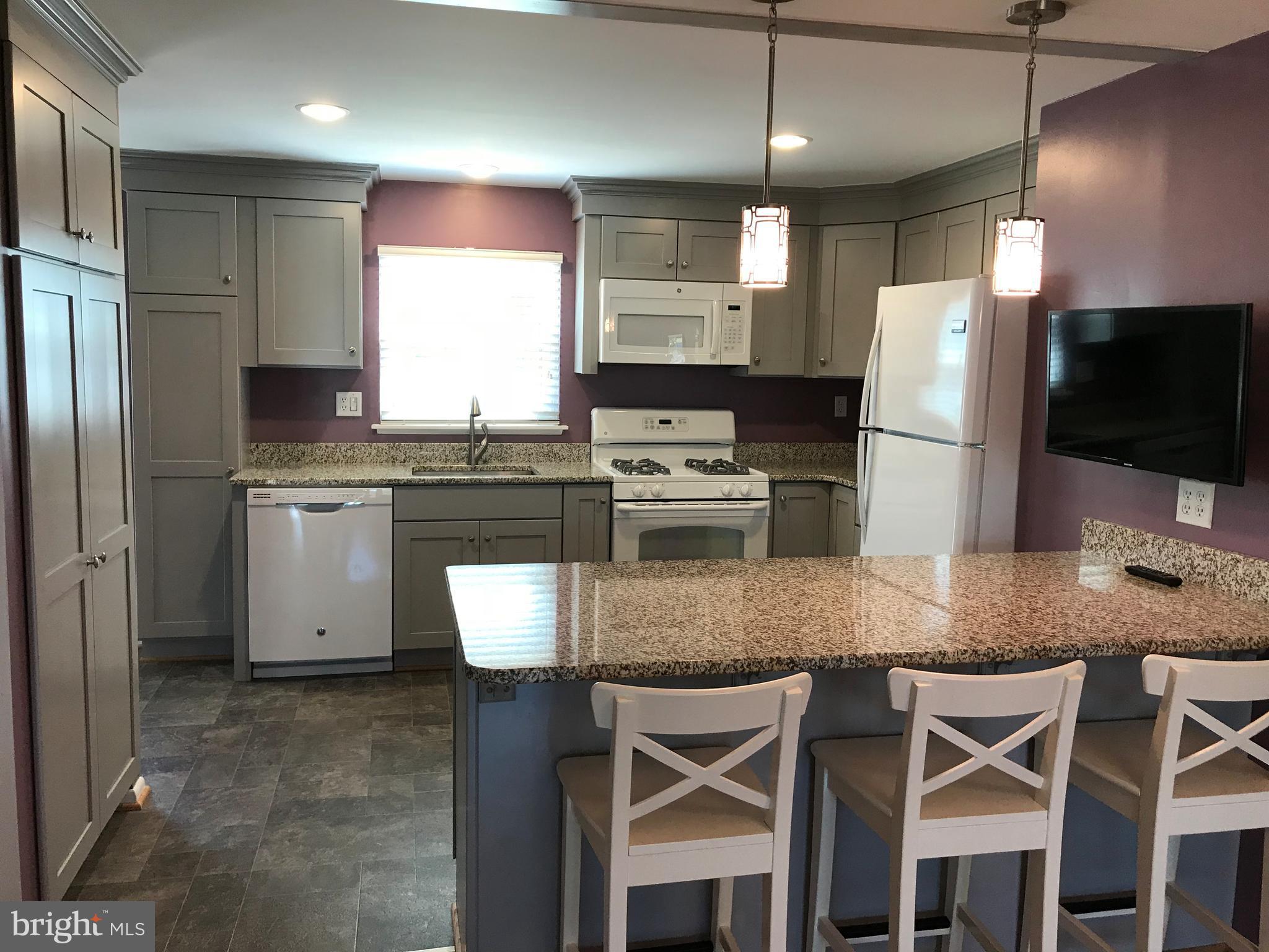5659 Chelwynd Road Baltimore, MD 21227 - Photo 7 of 30 Kitchen