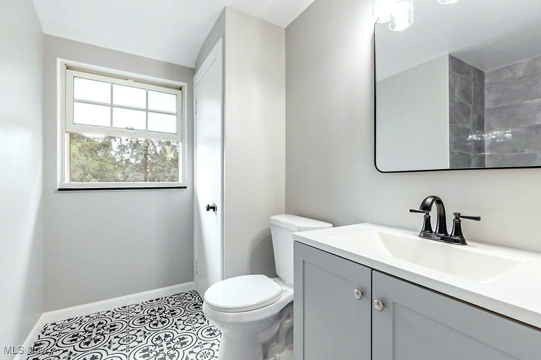 3463 Edison Road Cleveland Heights, OH 44121 - Photo 18 of 24