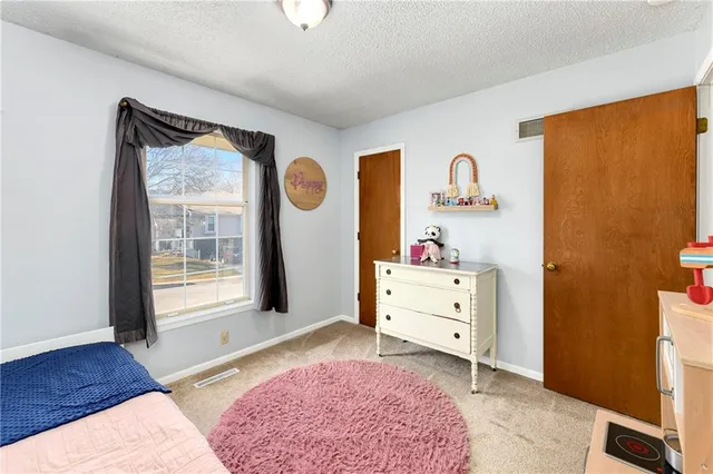 $310,000 | 2504 Northwest Leann Drive, Blue Springs, MO 64014