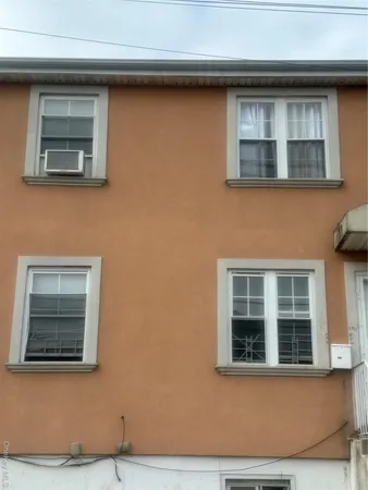 $1,032,000 | 14768 259th Street | Rosedale