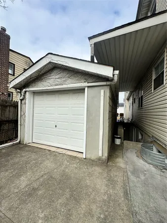 $1,032,000 | 14768 259th Street | Rosedale