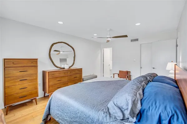 $2,400 | 1600 1st Avenue West, Unit 102A, Bradenton, FL 34205