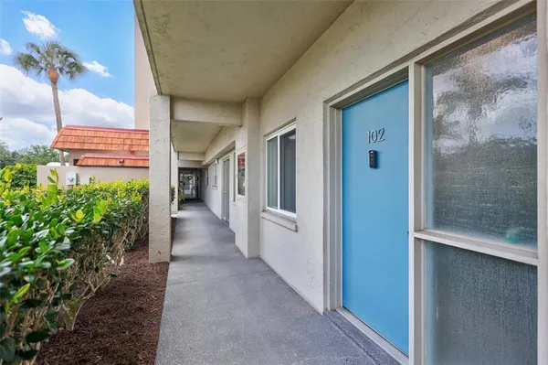 $2,400 | 1600 1st Avenue West, Unit 102A, Bradenton, FL 34205