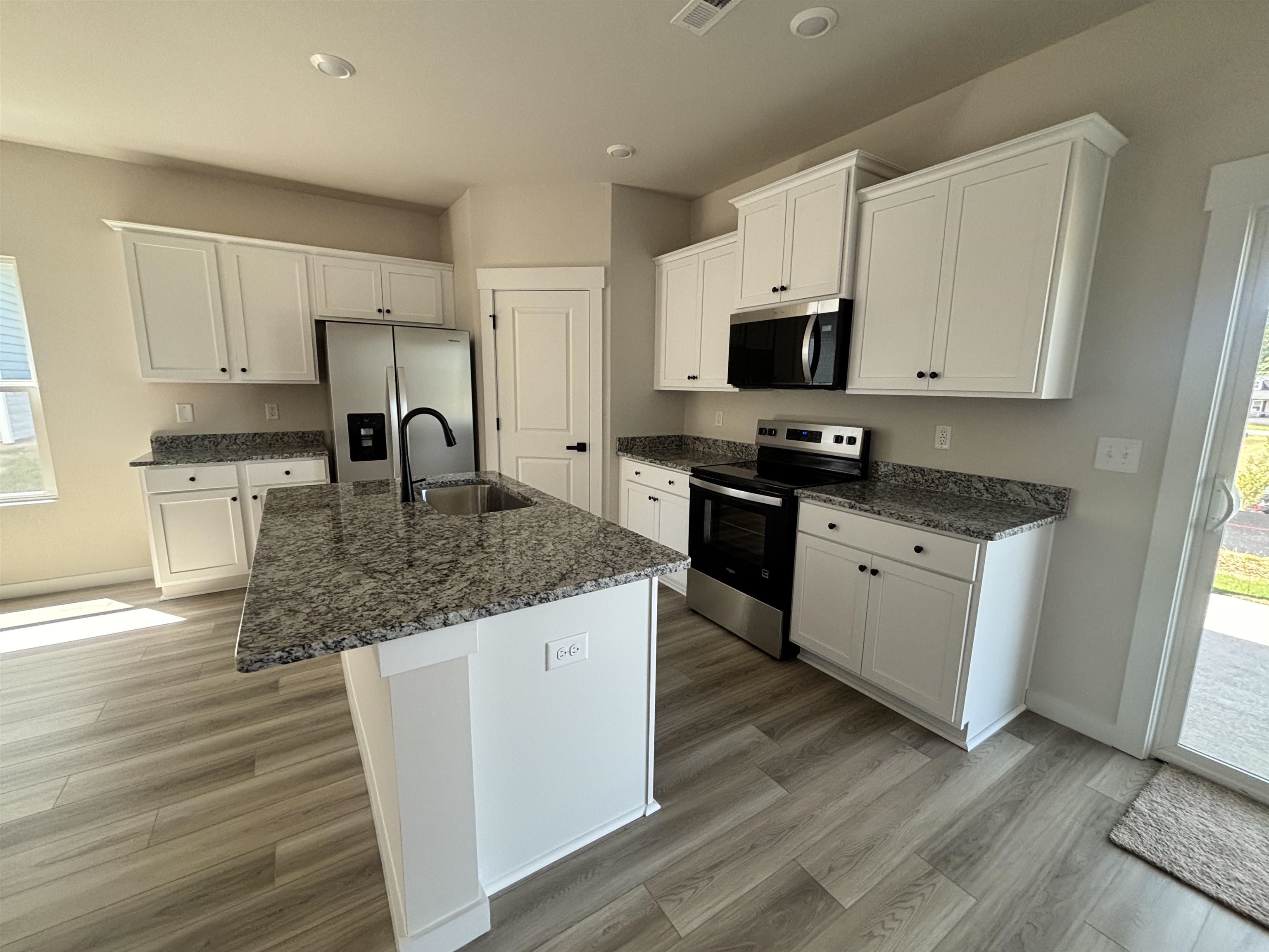 435 West Claywalk Road Woodruff, SC 29388 - Photo 4 of 7