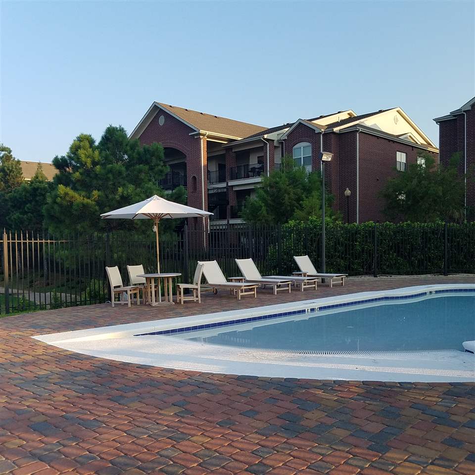 20050-212 Oak Road East, Unit 212 Gulf Shores, AL 36542 - Photo 13 of 29