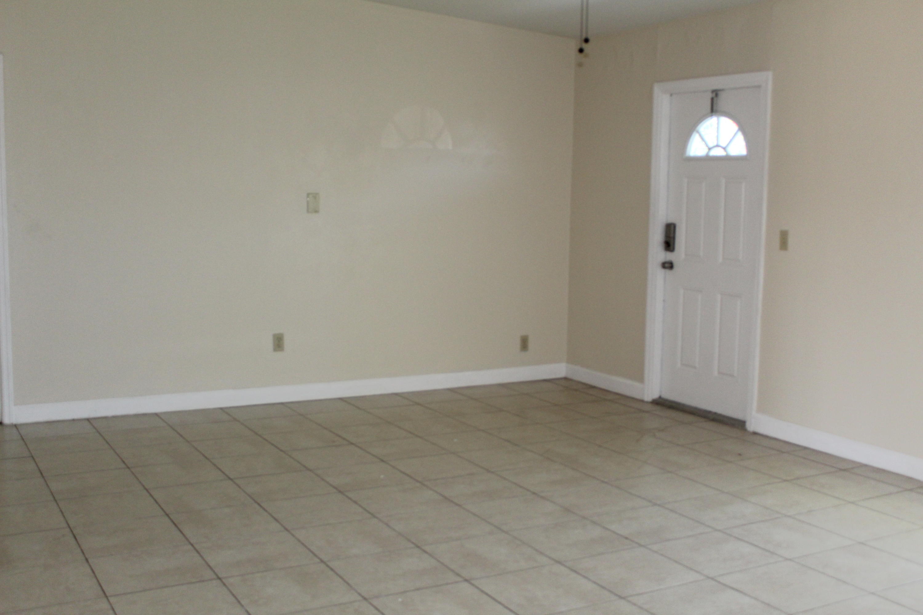 4188 Coconut Road Lake Worth, FL 33461 - Photo 21 of 37 IMG_1787