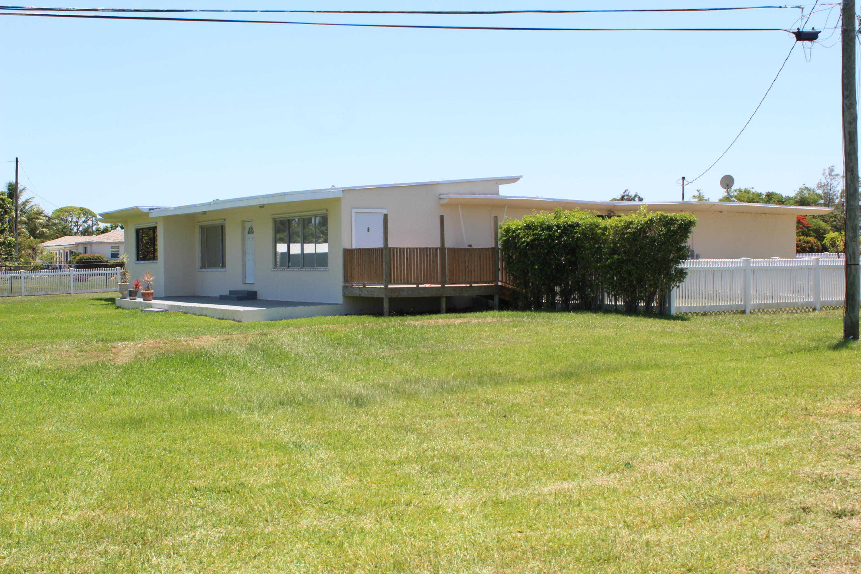 4188 Coconut Road Lake Worth, FL 33461 - Photo 35 of 37 IMG_1809