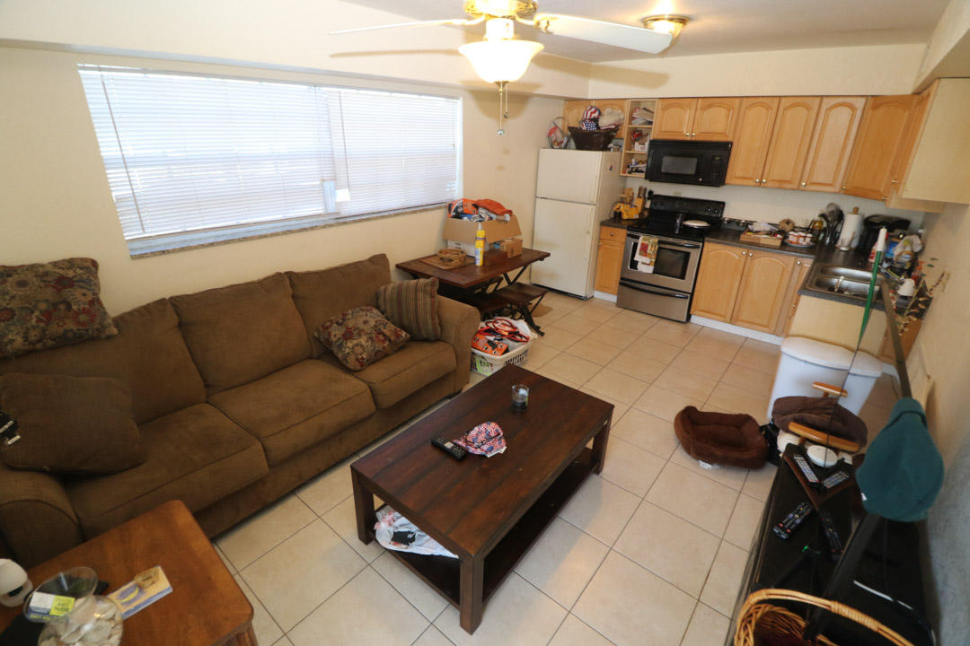 4188 Coconut Road Lake Worth, FL 33461 - Photo 5 of 37 4188coco-8