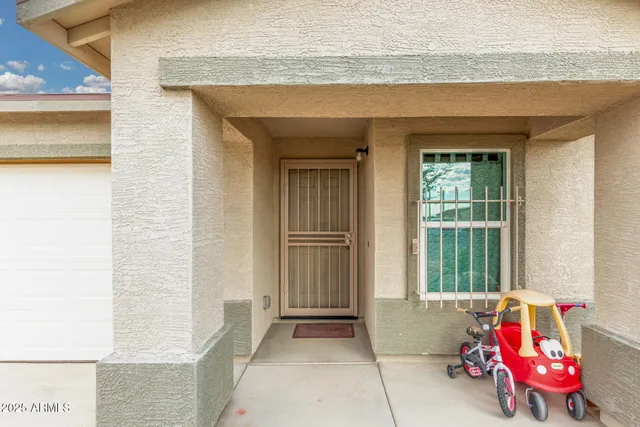 a view of a entryway door of the house