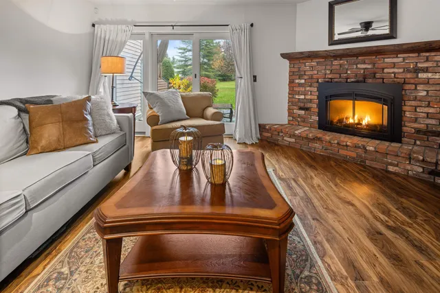 $829,000 | 1126 Mountain Road, Unit 4, Stowe, VT 05672