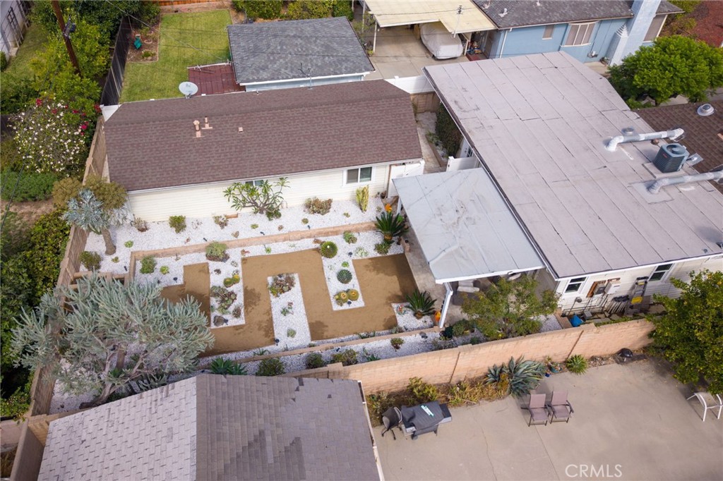 1007 Rose Avenue Pasadena, CA 91107 - Photo 45 of 52 an aerial view of a house with a yard