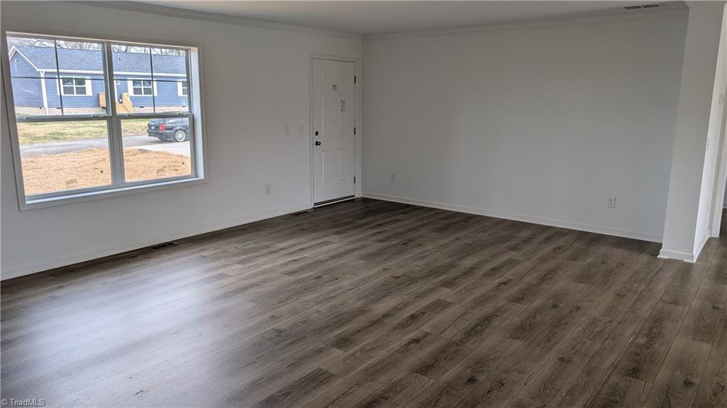 2181 Meadow Ridge Road Burlington, NC 27217 - Photo 4 of 27 Gallery Image 4