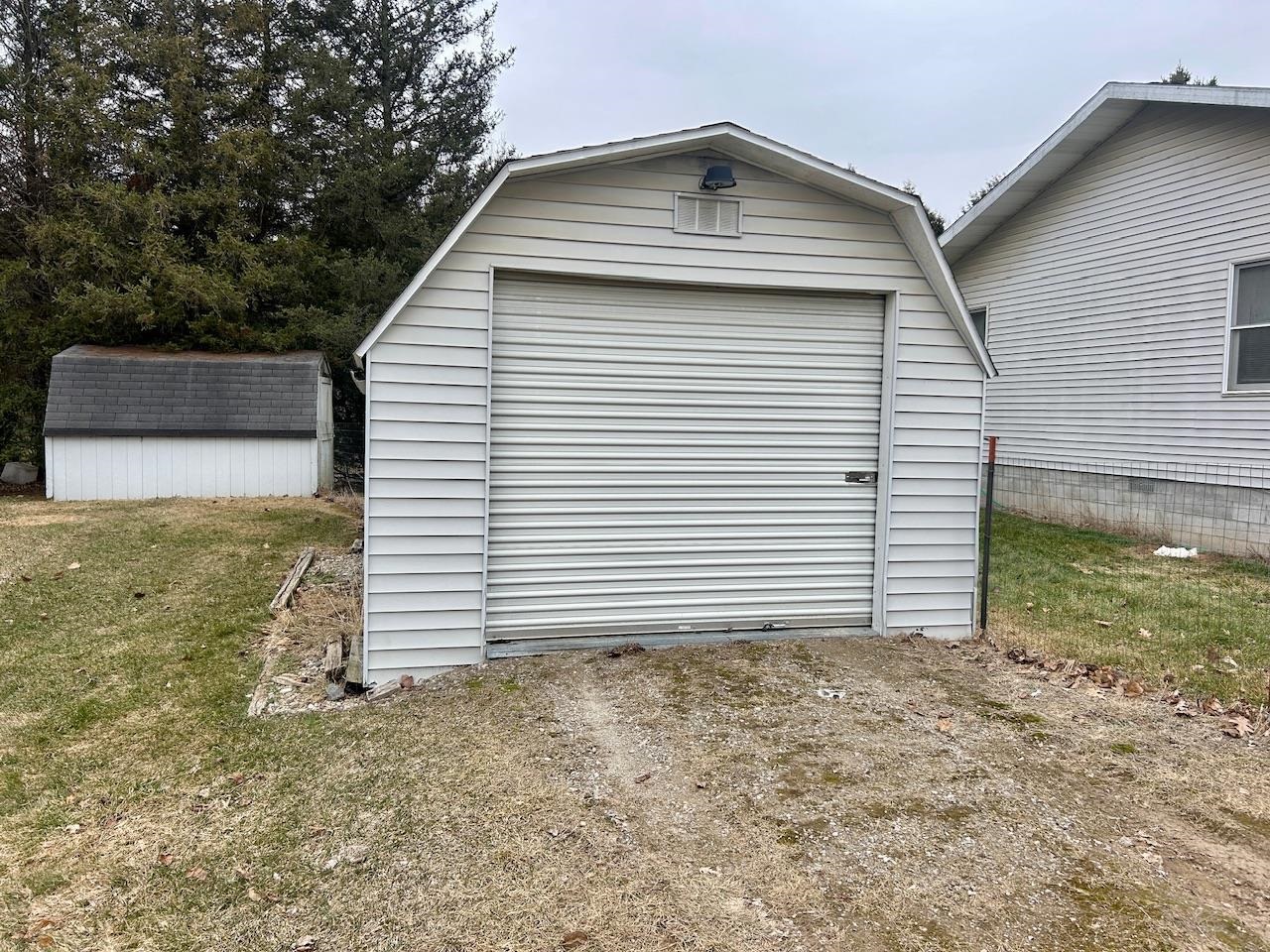 4763 Kerswill Road Gladwin, MI 48624 - Photo 3 of 25