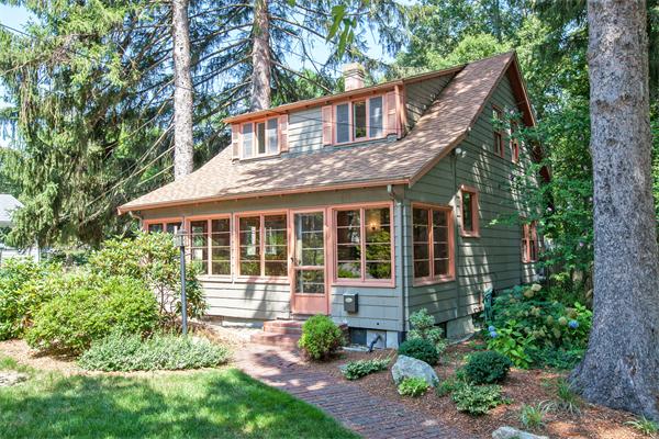 26 Surry Road Hingham, MA 02043 - Photo 1 of 16 Gallery Image 1