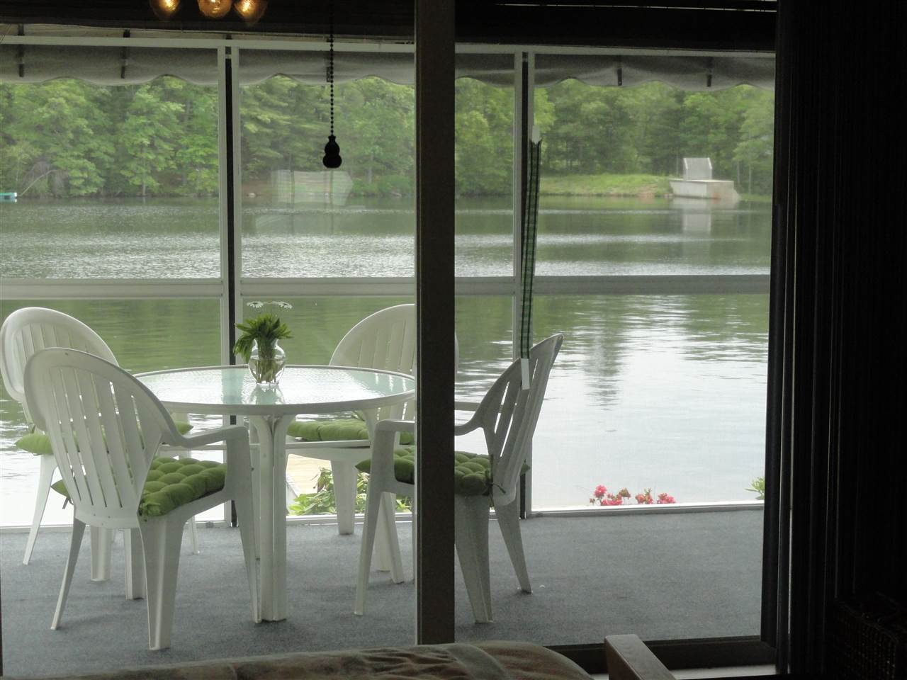 43 Cove Road Salem, NH 03079 - Photo 18 of 31 Gallery Image 18