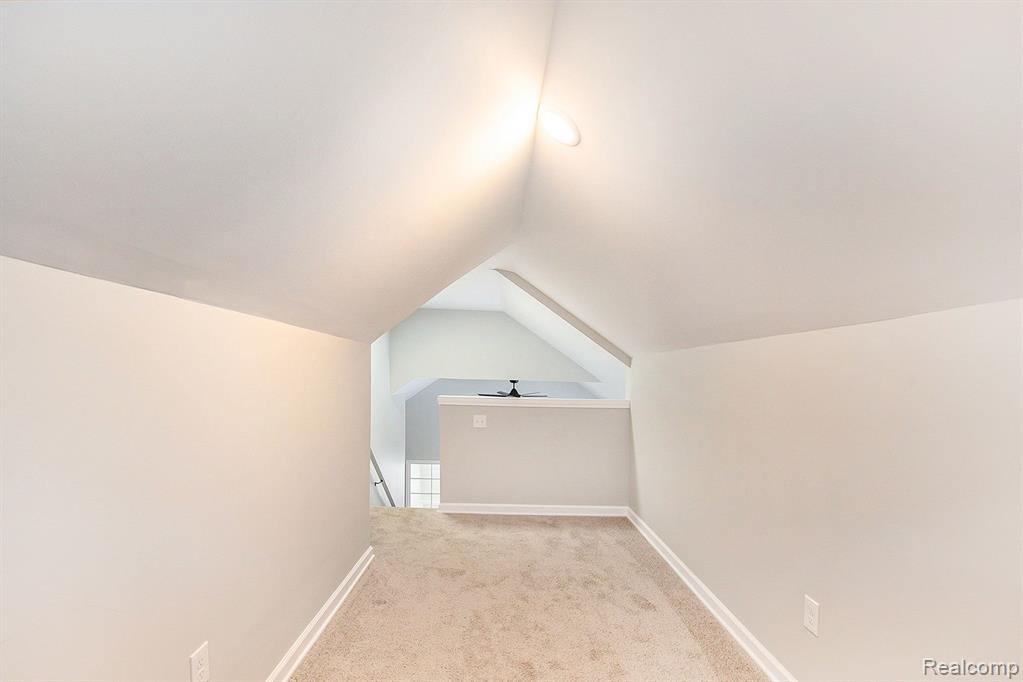 4417 Ballard Road Lansing, MI 48911 - Photo 17 of 31