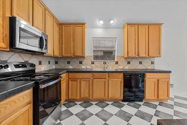 $270,000 | 18027 Redbud Terrace Lane, Cypress, TX 77433