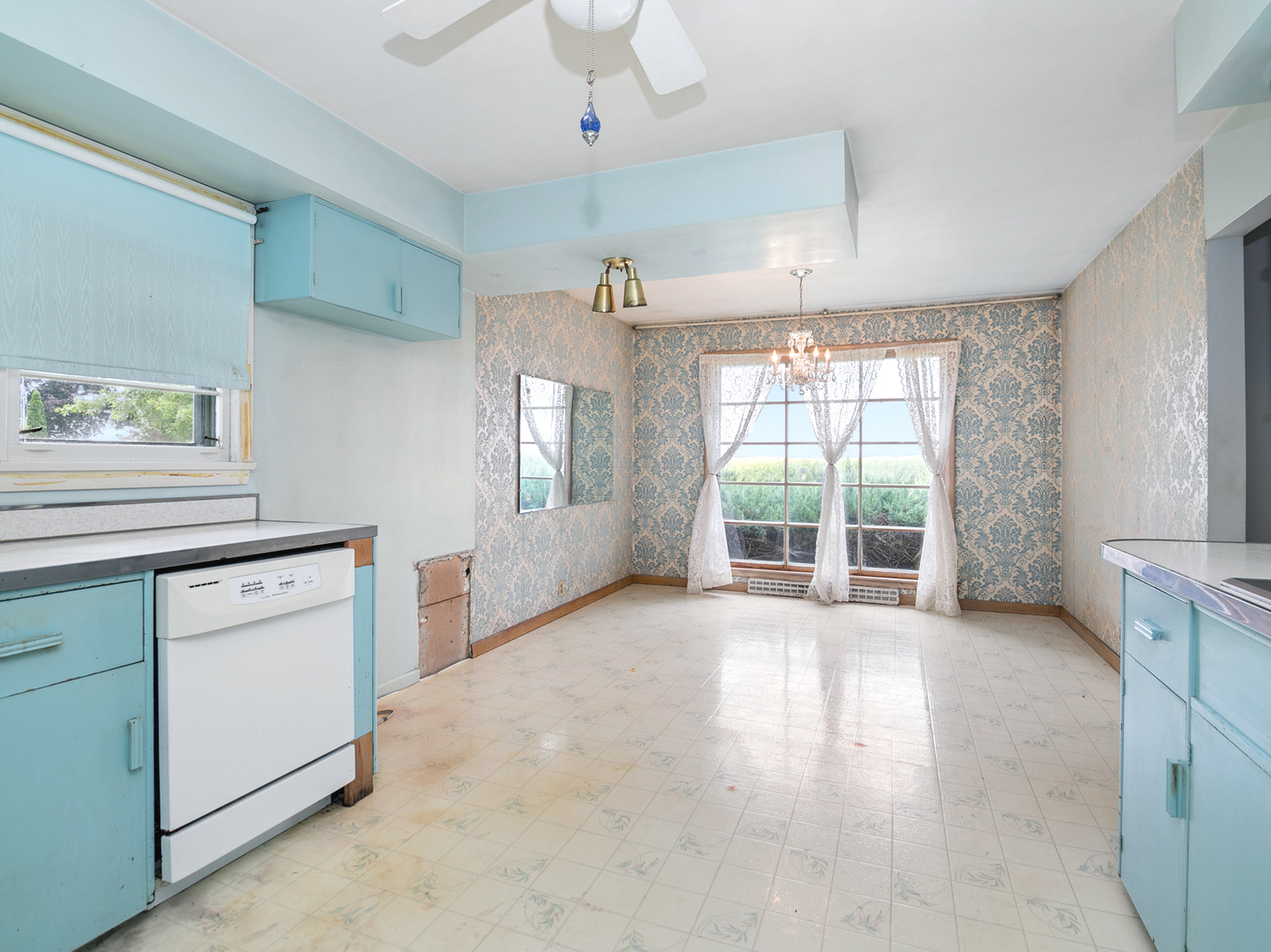 2098 West 2000S Road Kankakee, IL 60901 - Photo 12 of 25 Gallery Image 12