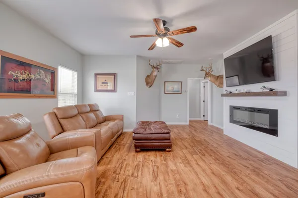 $415,000 | 2950 County Road 484, Elgin, TX 78621