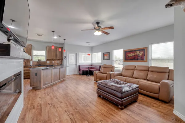 $415,000 | 2950 County Road 484, Elgin, TX 78621