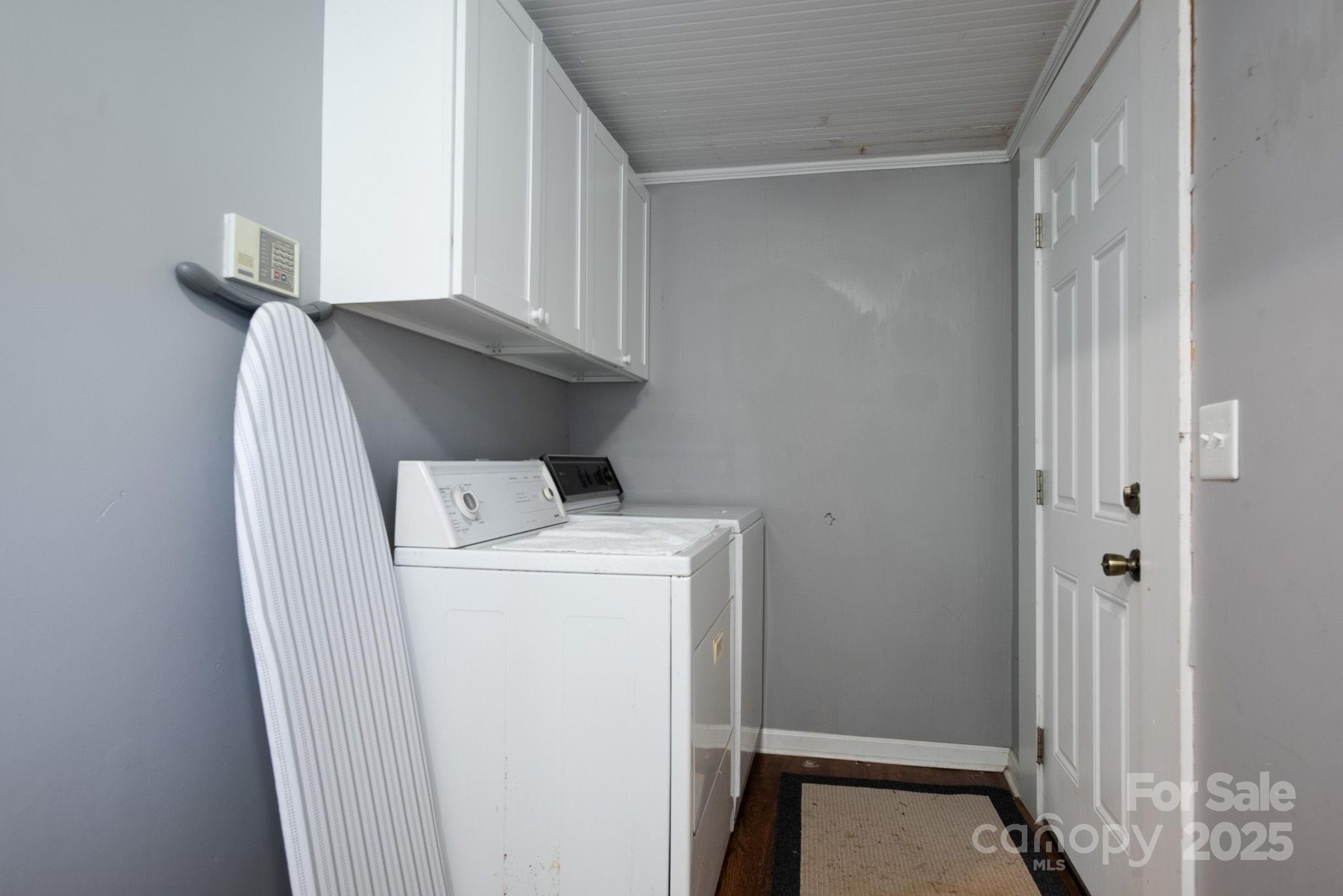 109 Fulton Street, Unit 9 Kings Mountain, NC 28086 - Photo 24 of 46 a utility room with dryer and washer