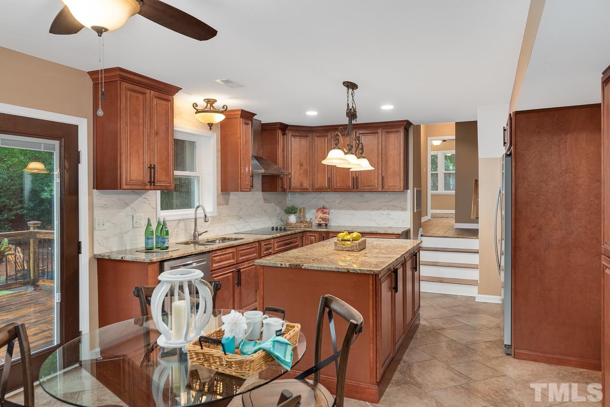 612 Southeast Maynard Road Cary, NC 27511 - Photo 11 of 30 Gallery Image 11