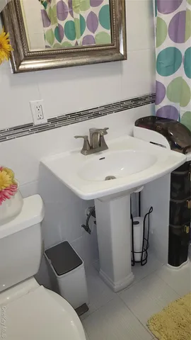 $775,000 | 4425 Richardson Avenue | Wakefield