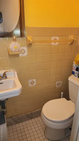 $775,000 | 4425 Richardson Avenue | Wakefield