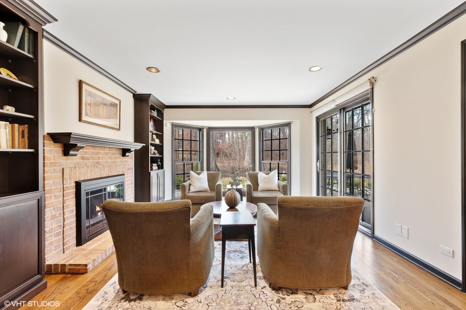 850 Carlyle Circle Lake Bluff, IL 60044 - Photo 12 of 33