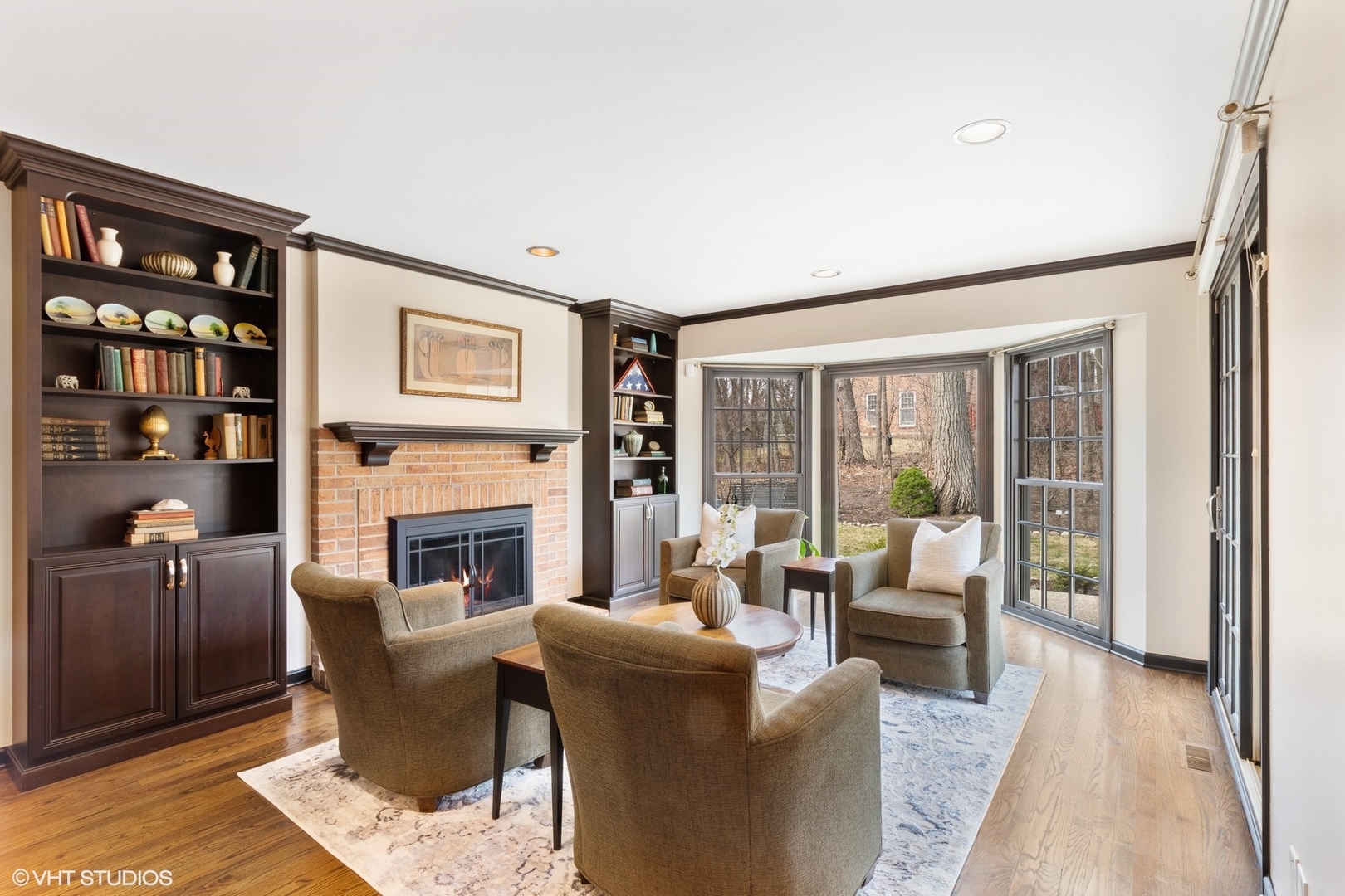 850 Carlyle Circle Lake Bluff, IL 60044 - Photo 13 of 33