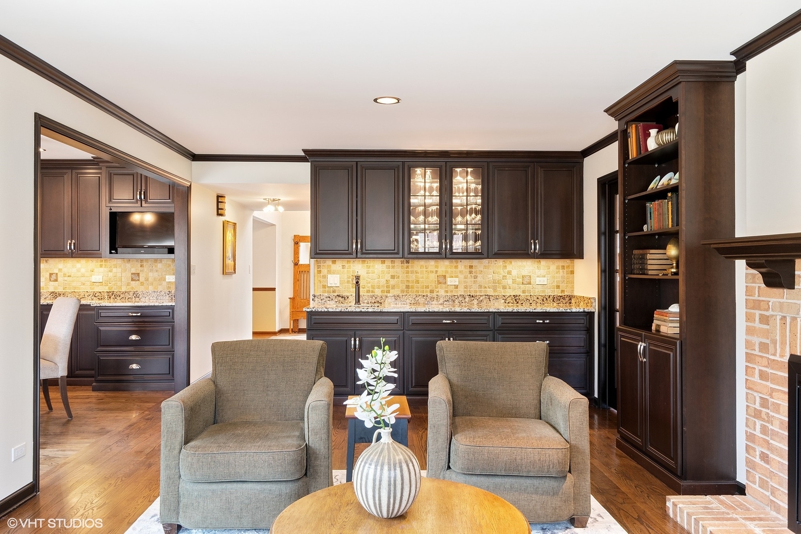 850 Carlyle Circle Lake Bluff, IL 60044 - Photo 14 of 33