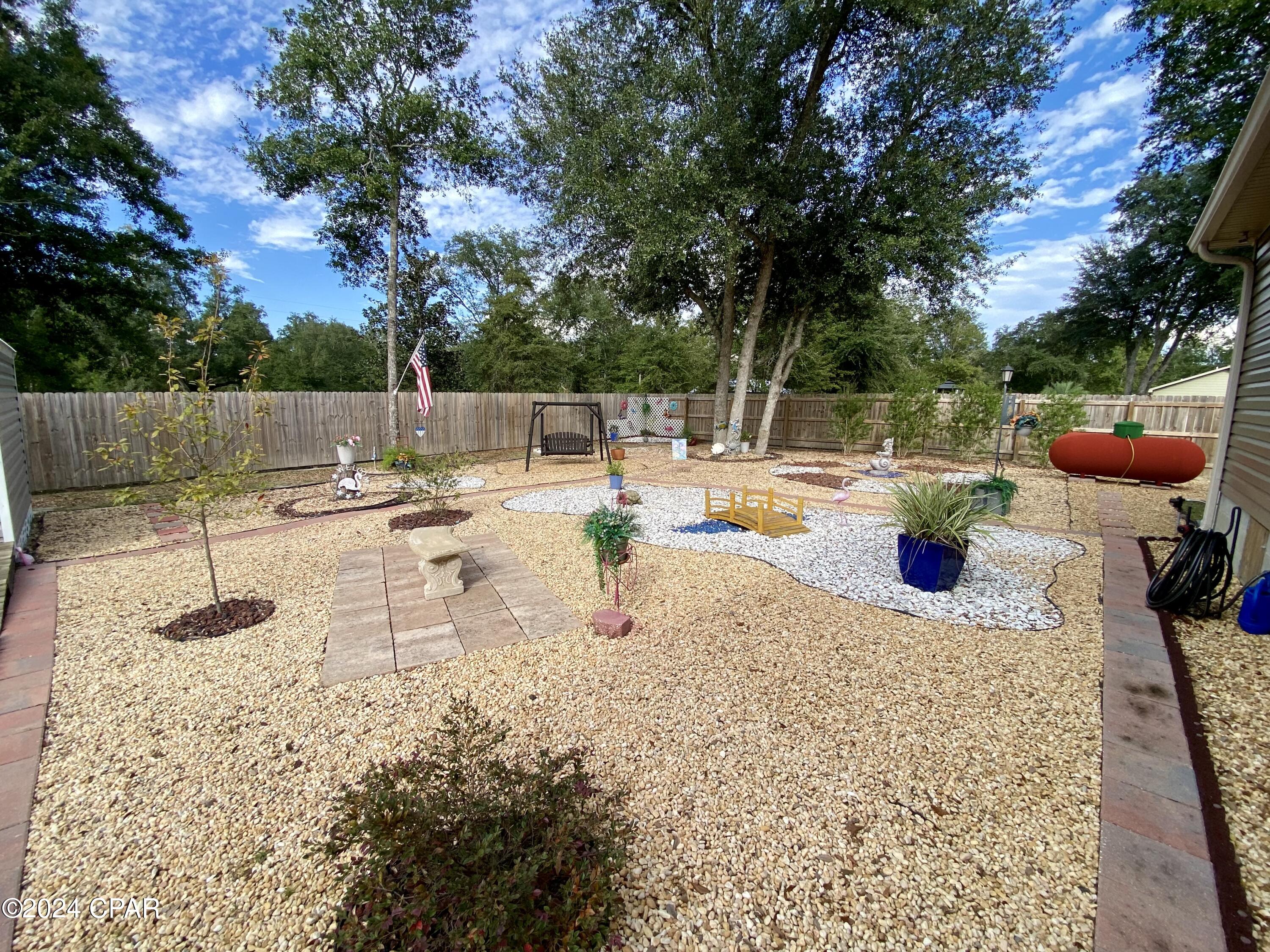 6615 Grande Oak Loop Grand Ridge, FL 32442 - Photo 29 of 51 Gallery Image 29