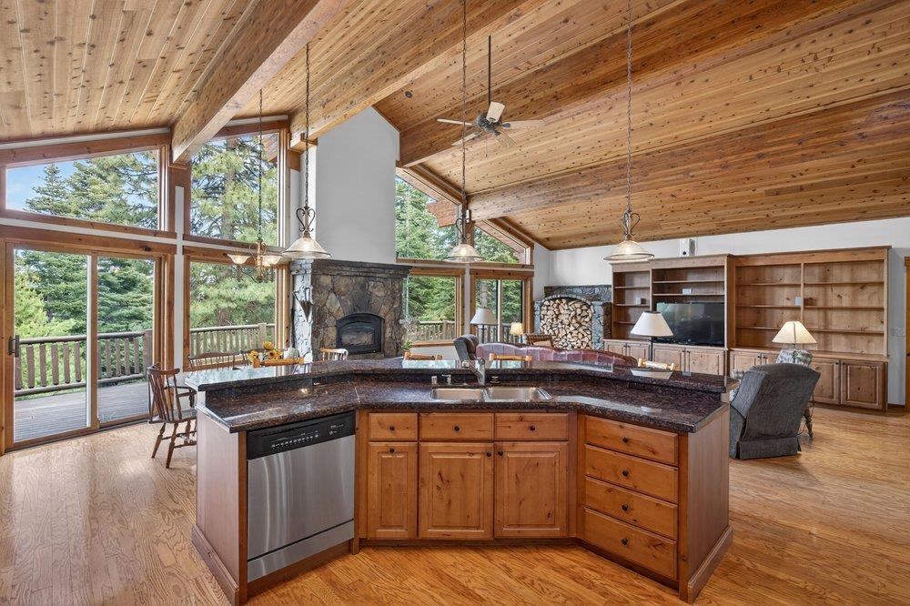 10971 Beacon Road Truckee, CA 96161 - Photo 10 of 28