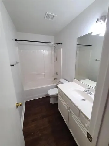 $2,250 | 9121 Autumn Falls Drive, Fort Worth, TX 76118