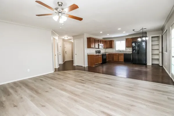 $2,975 | 452 South Sabrina, Mesa, AZ 85208