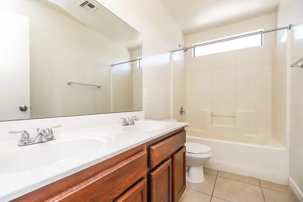 $2,975 | 452 South Sabrina, Mesa, AZ 85208